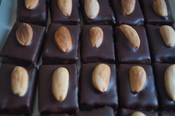 Les Chocolats Pralins Amandes